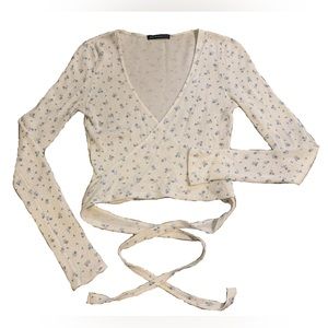 Brandy Melville Cross-Over Long Sleeve